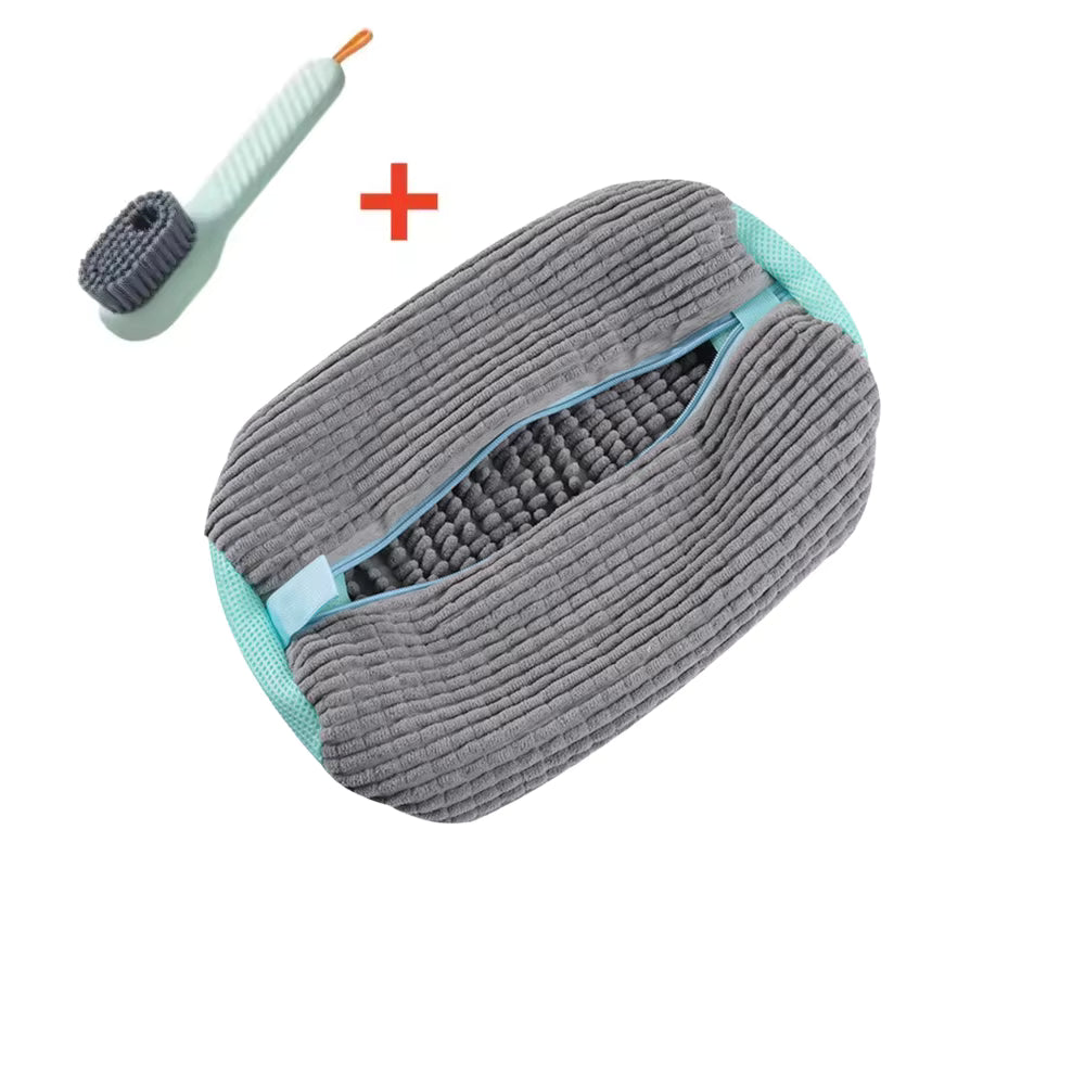 Sneaker Refresh Kit – Wash Bag + Soap Brush