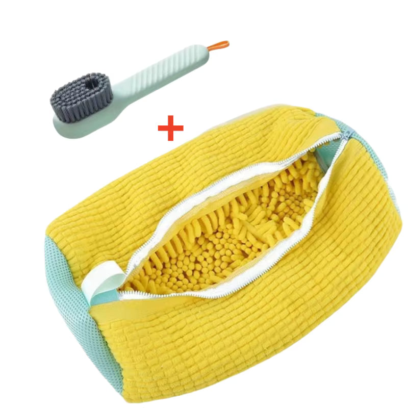 Sneaker Refresh Kit – Wash Bag + Soap Brush