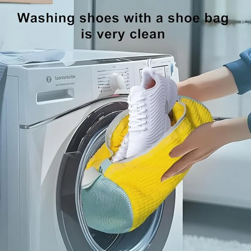 Sneaker Refresh Kit – Wash Bag + Soap Brush
